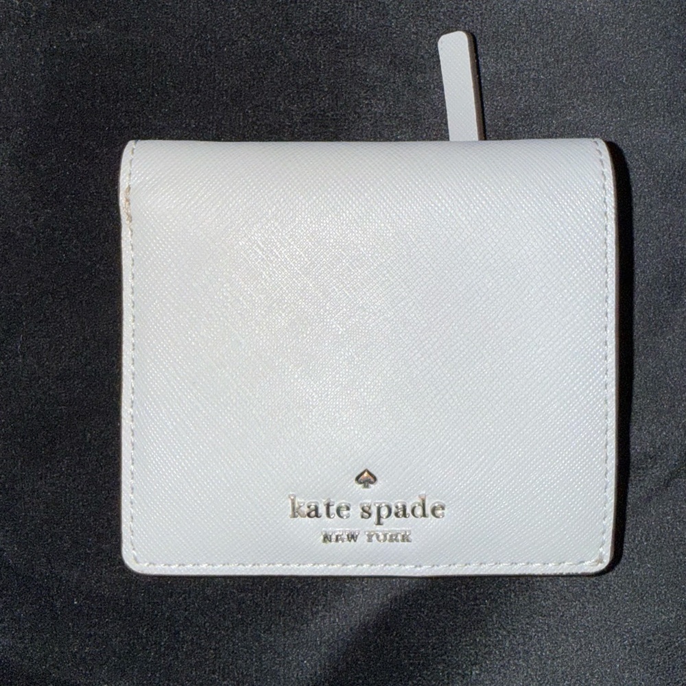 Kate Spade bifold wallet